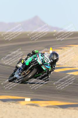 media/Oct-07-2023-CVMA (Sat) [[f84d08e330]]/Race 13 500 Supersport-350 Supersport/